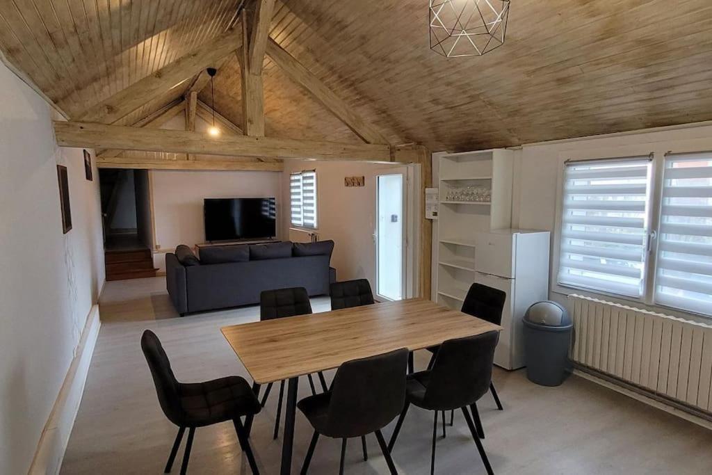 La Maison De L'Abeille De Percey Longeau-Percey 外观 照片
