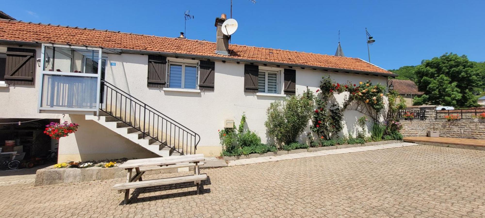 La Maison De L'Abeille De Percey Longeau-Percey 外观 照片